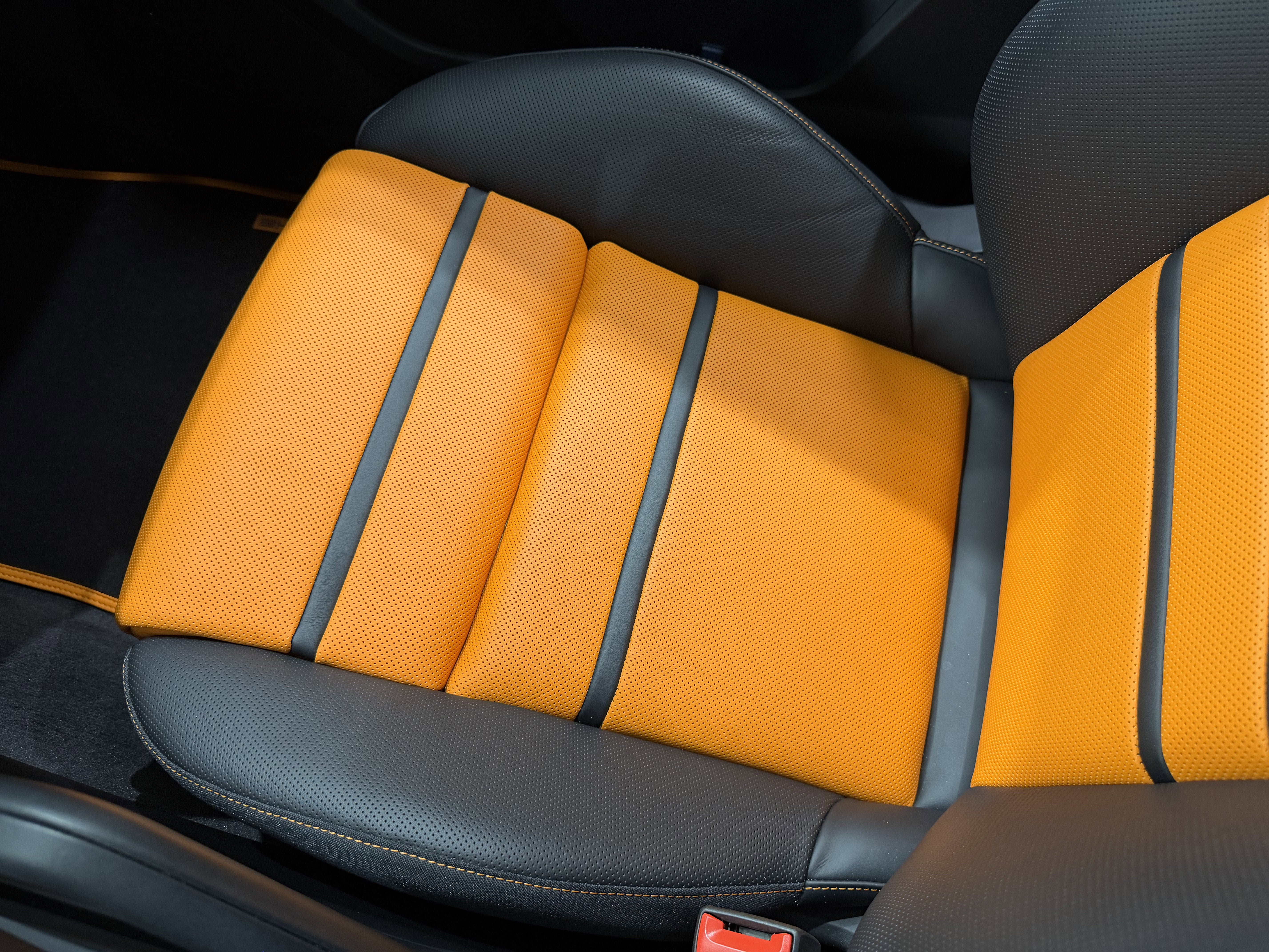 2025 Porsche Cayenne GTS