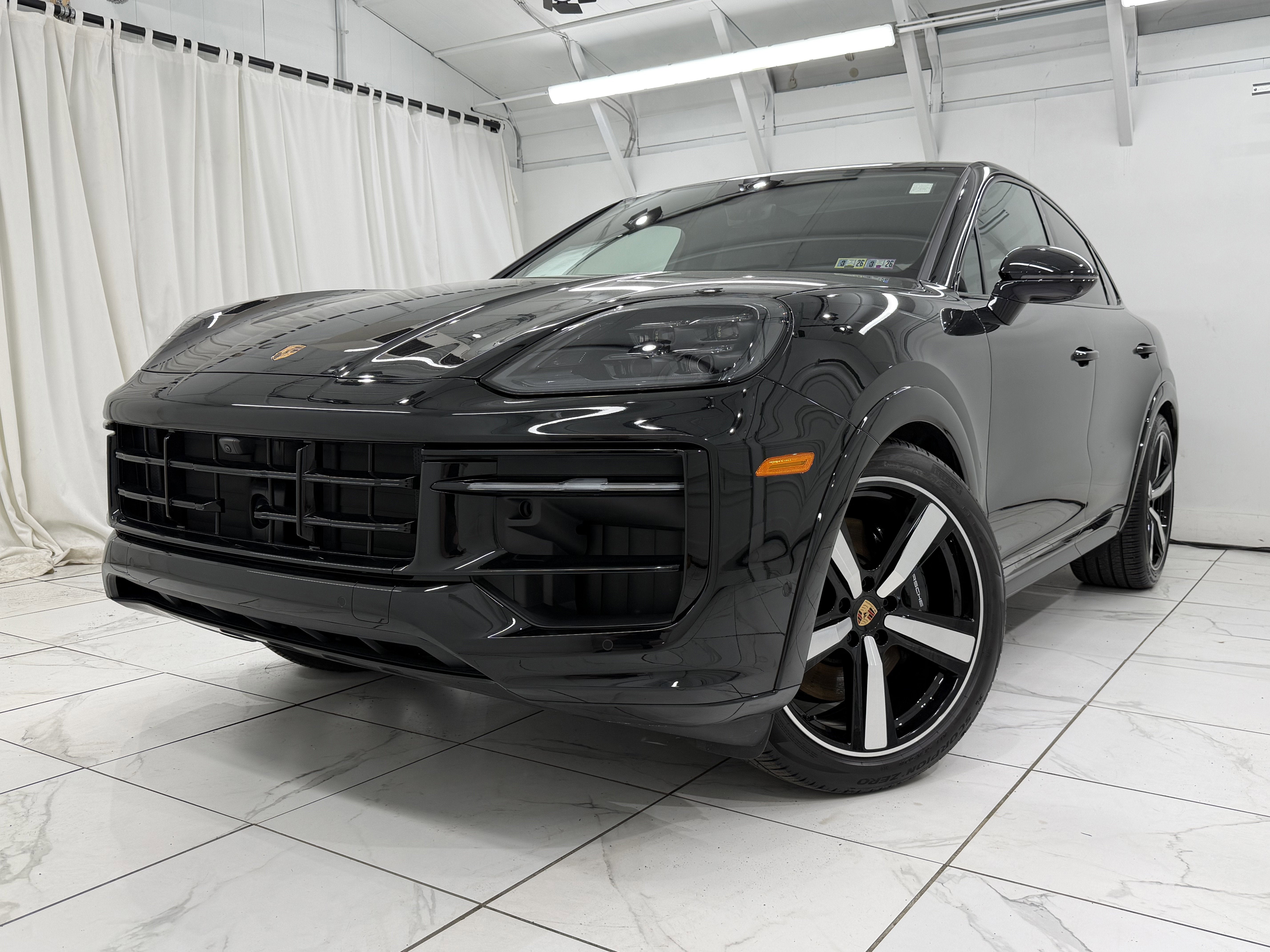 2025 Porsche Cayenne GTS