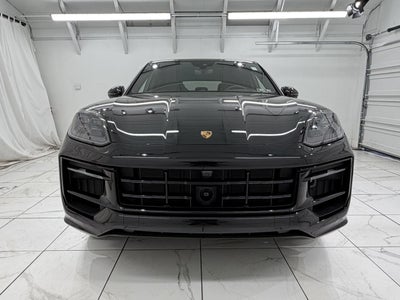 2025 Porsche Cayenne GTS
