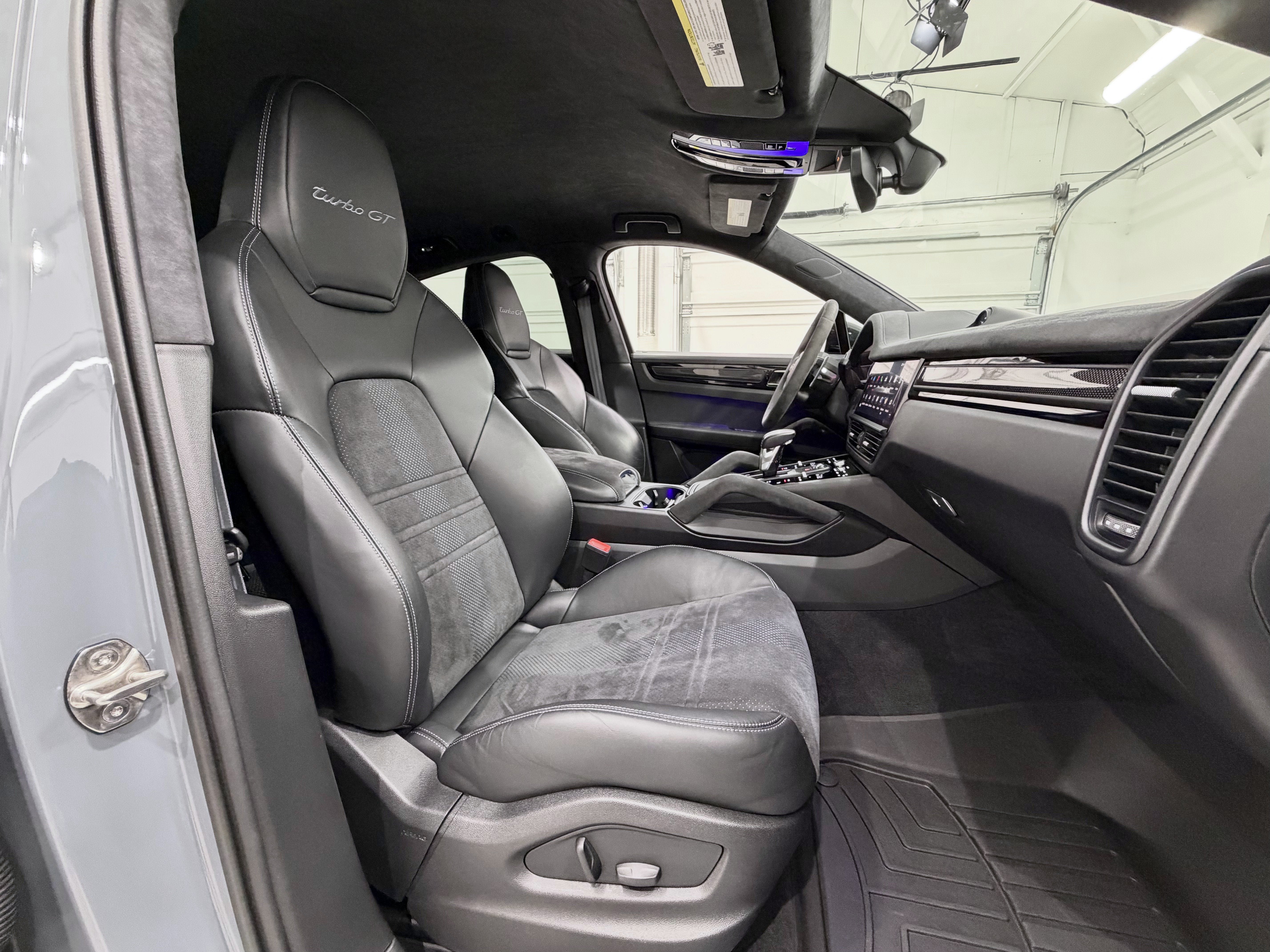 2022 Porsche Cayenne Turbo GT