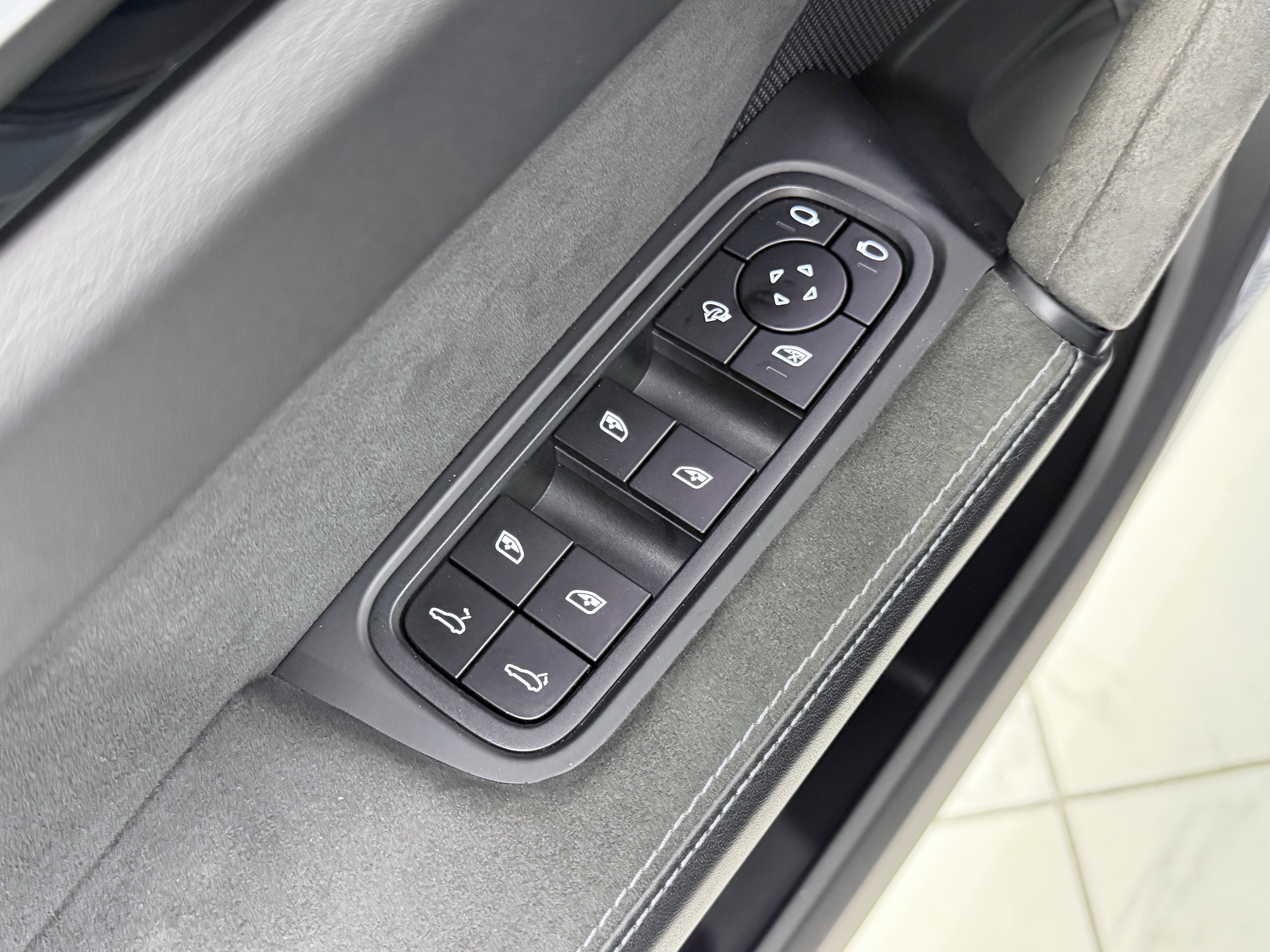 2022 Porsche Cayenne Turbo GT