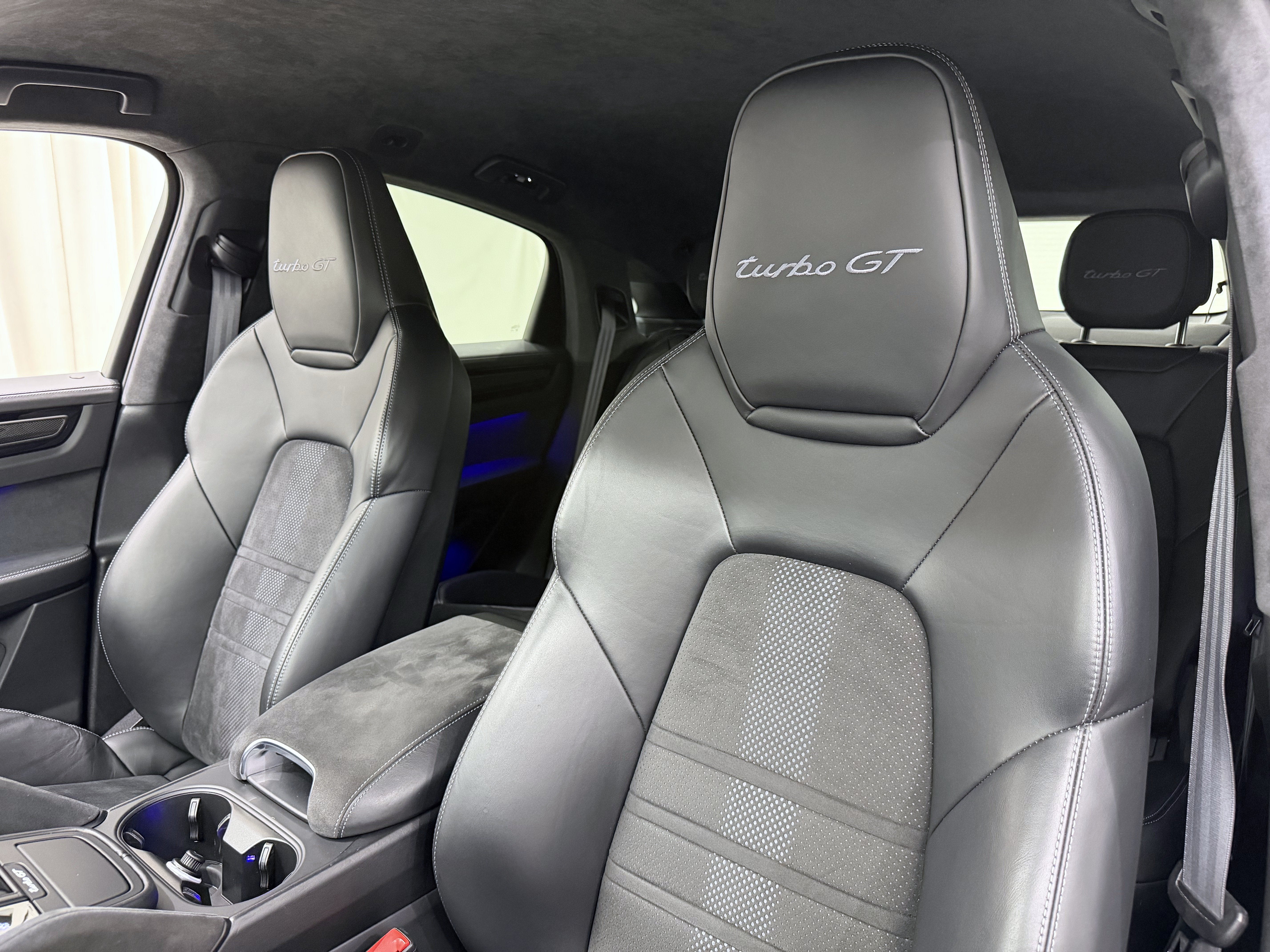2022 Porsche Cayenne Turbo GT