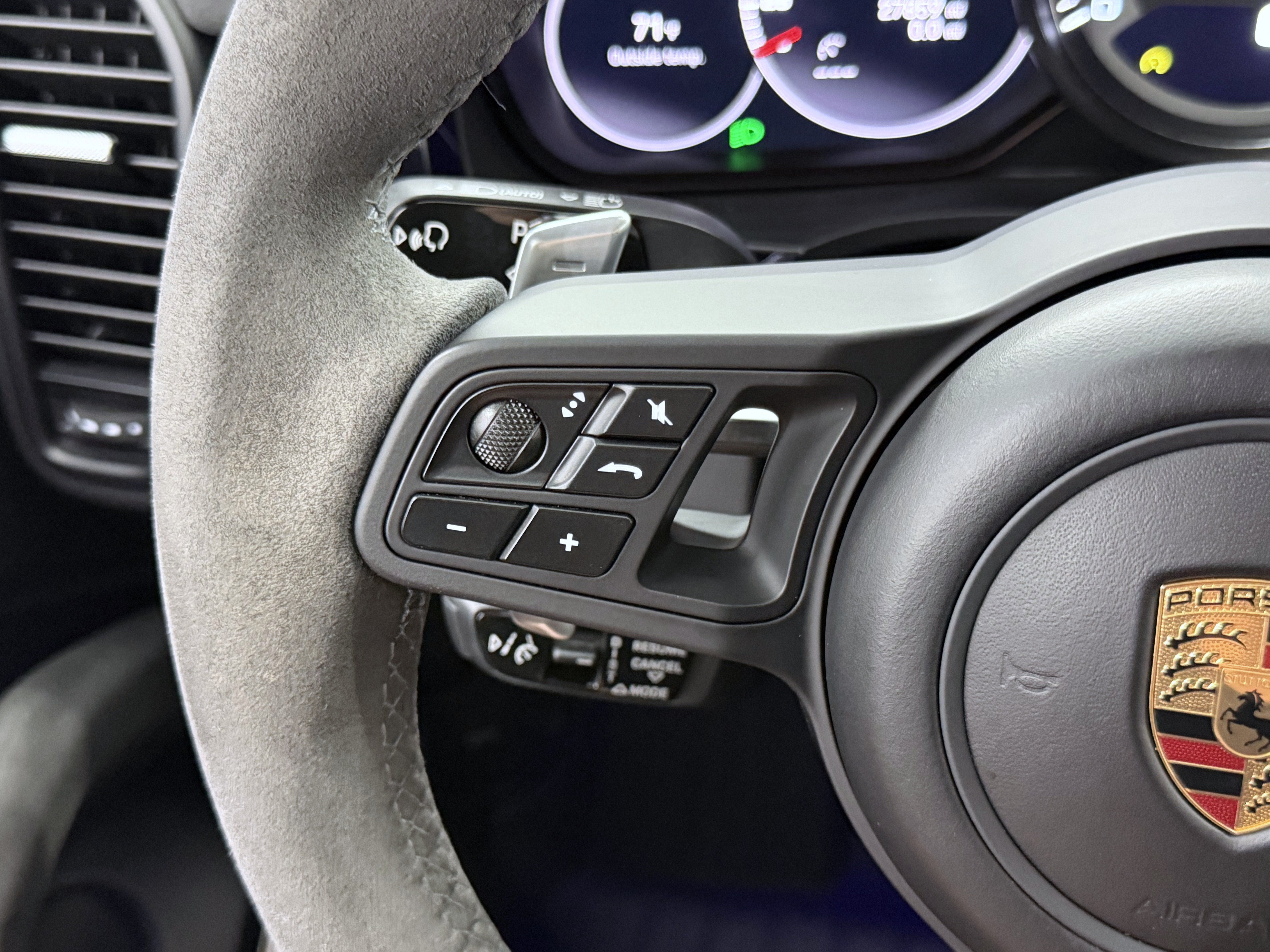 2022 Porsche Cayenne Turbo GT