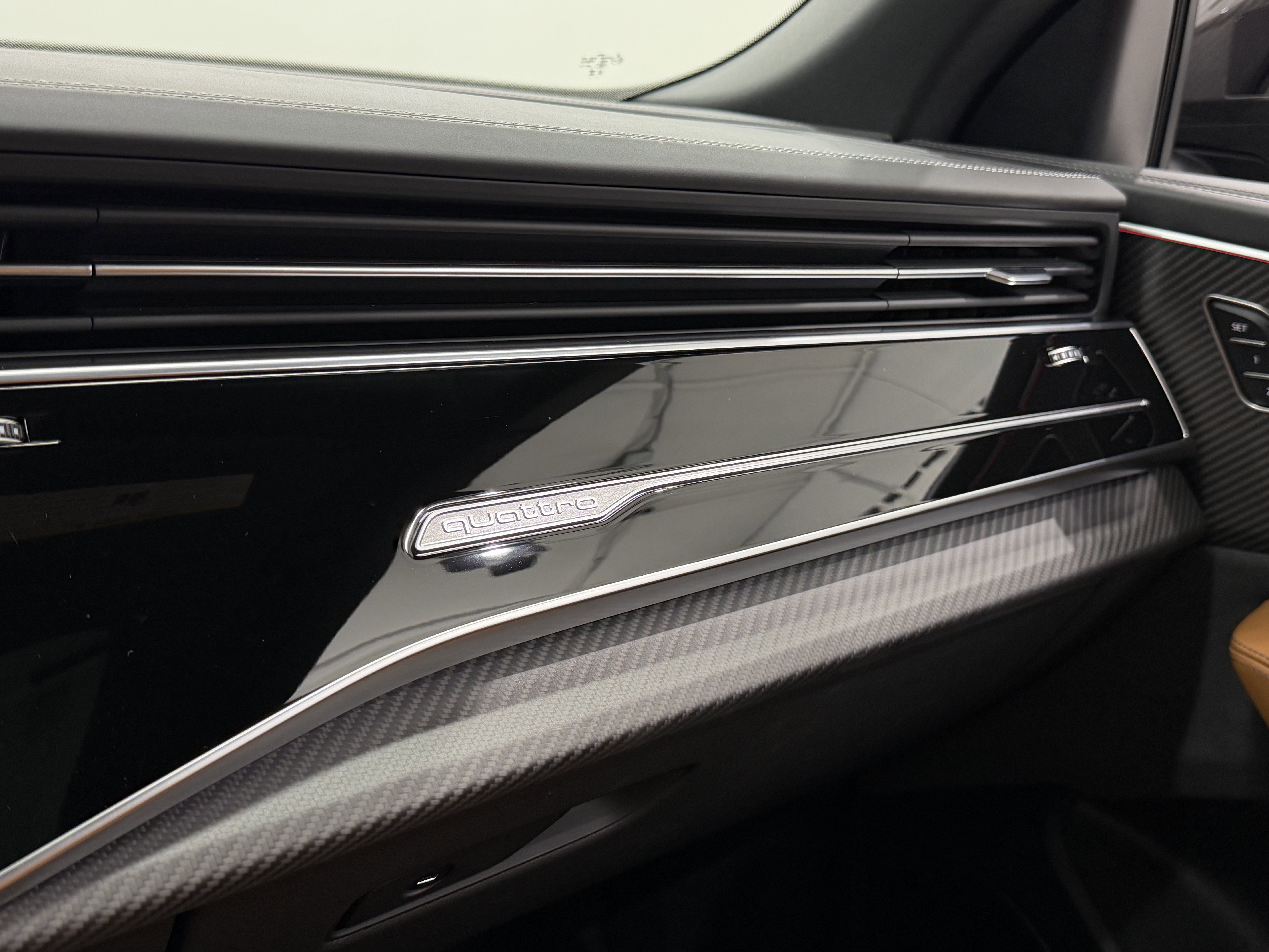 2024 Audi RS Q8 4.0T