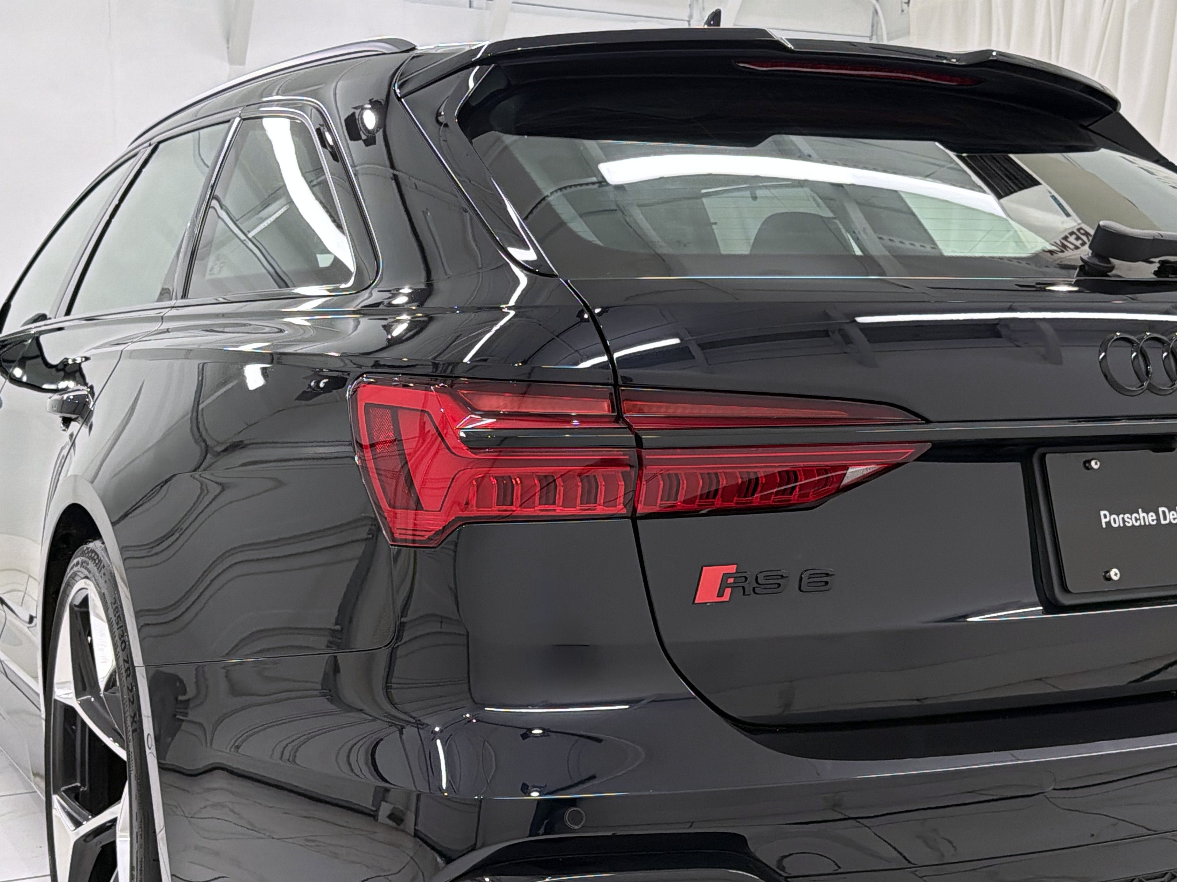 2025 Audi RS 6 Avant Performance