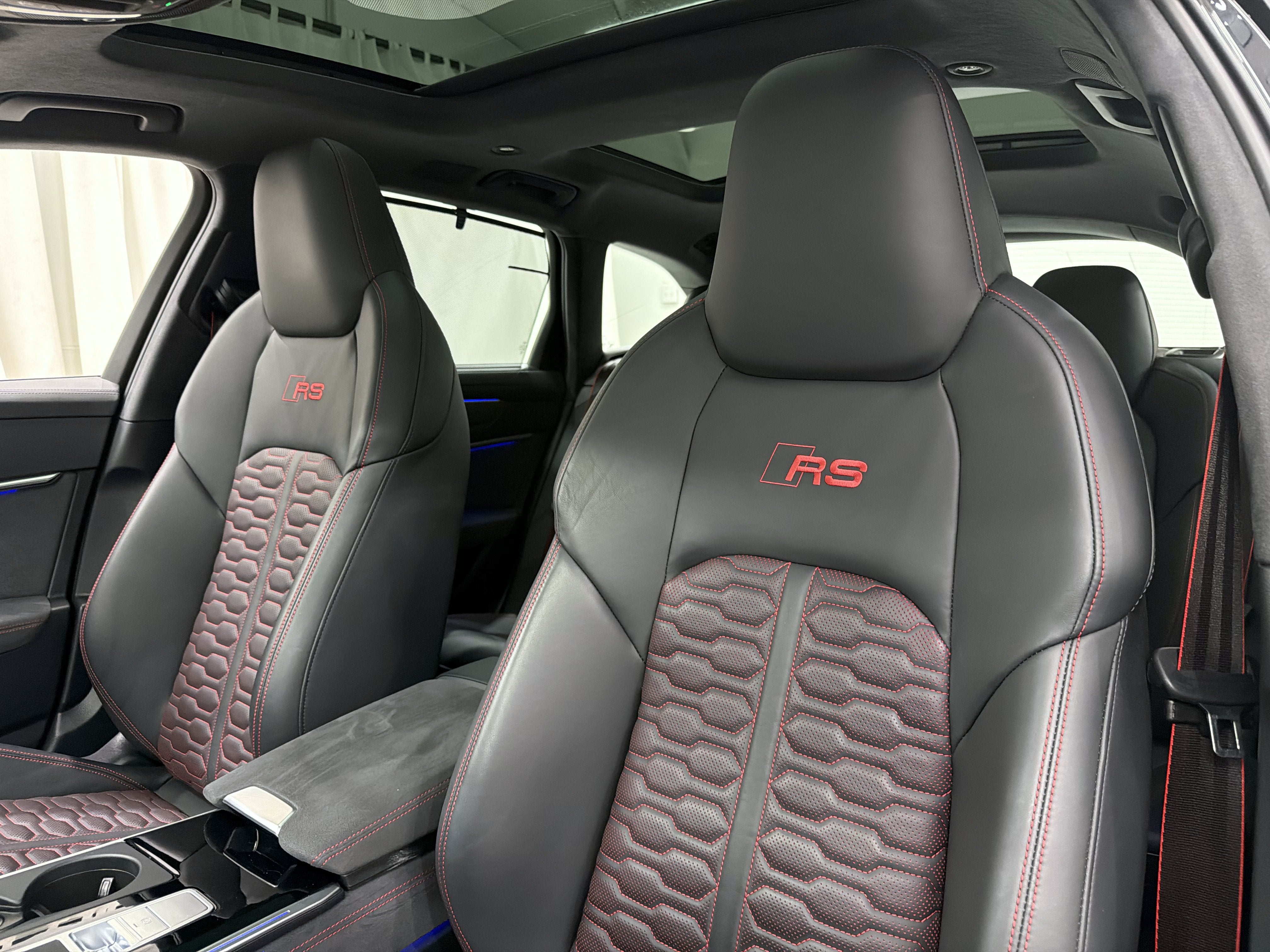 2025 Audi RS 6 Avant Performance