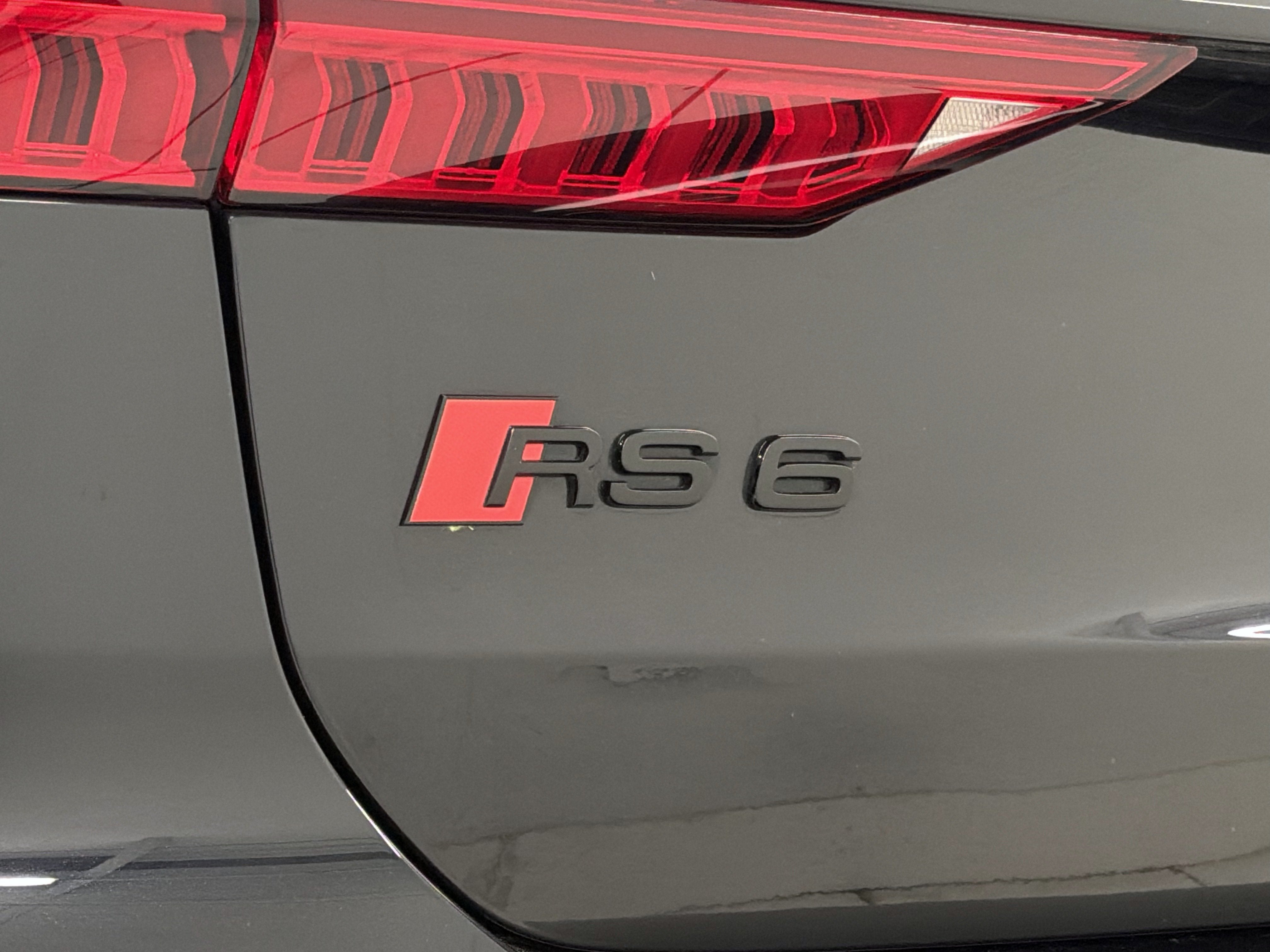2025 Audi RS 6 Avant Performance