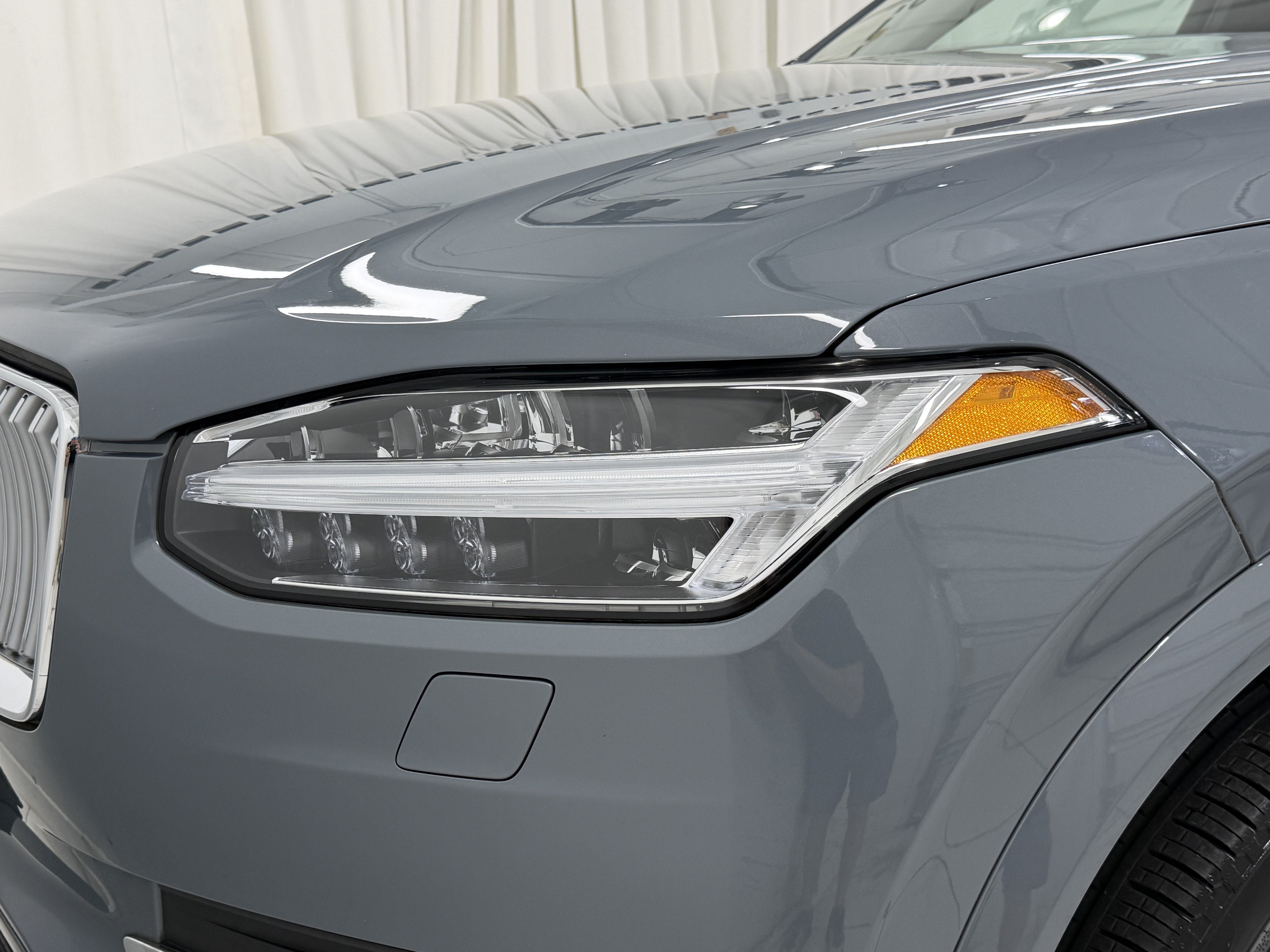 2021 Volvo XC90 T8 Inscription 6 Passenger