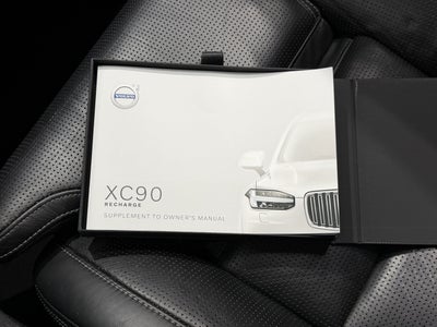 2021 Volvo XC90 T8 Inscription 6 Passenger
