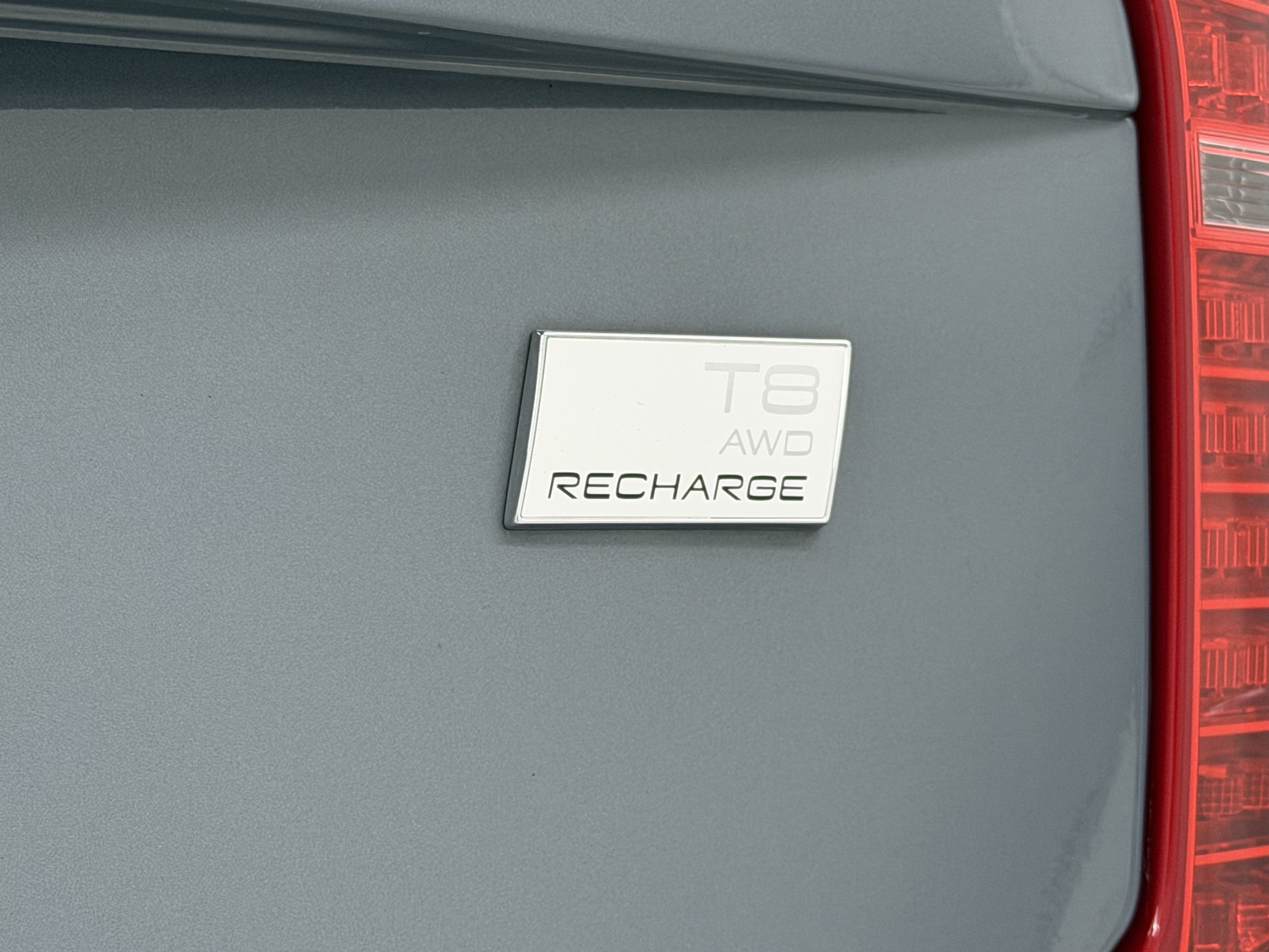 2021 Volvo XC90 T8 Inscription 6 Passenger