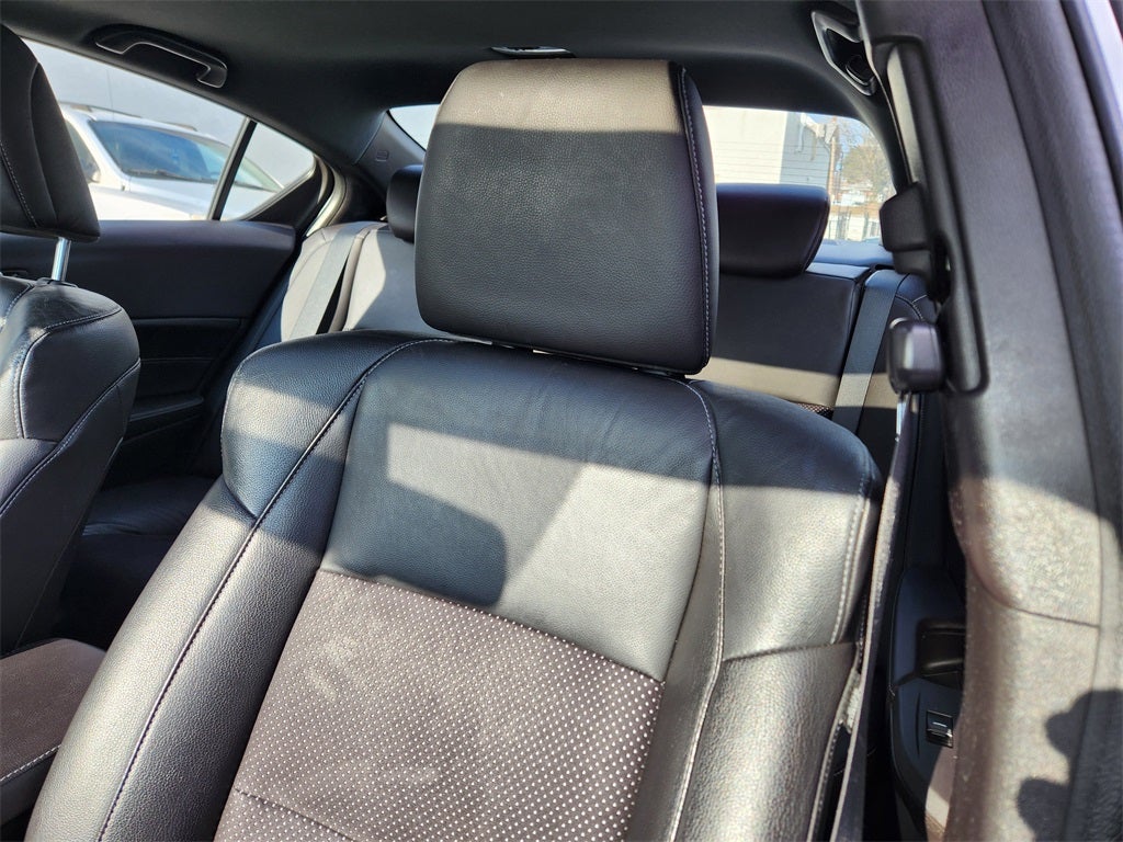 2018 Acura ILX Premium and A-SPEC Packages