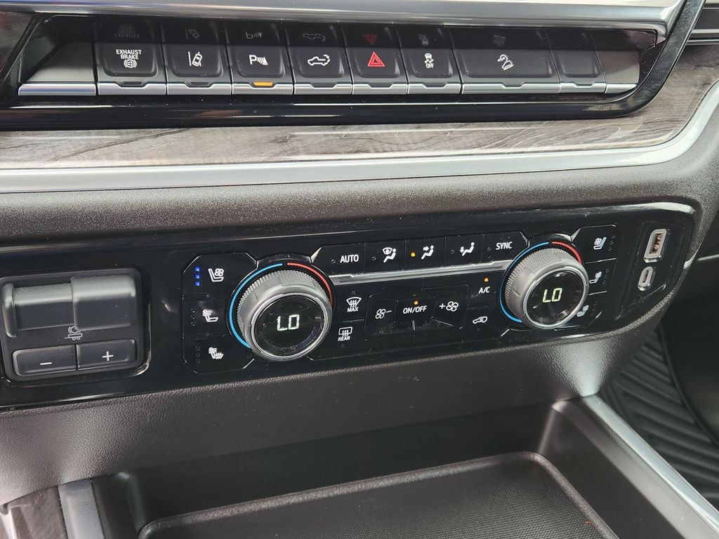 2025 Chevrolet Silverado 3500HD LTZ