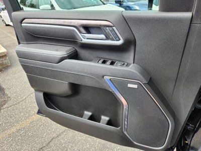 2025 Chevrolet Silverado 3500HD LTZ