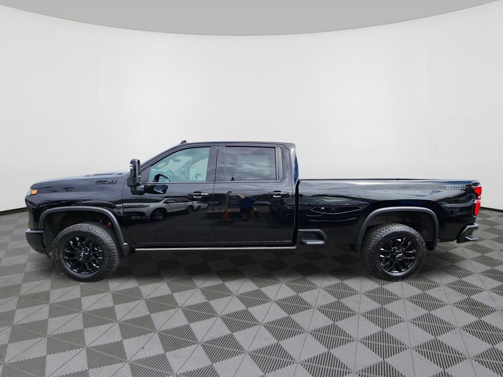 2025 Chevrolet Silverado 3500HD LTZ