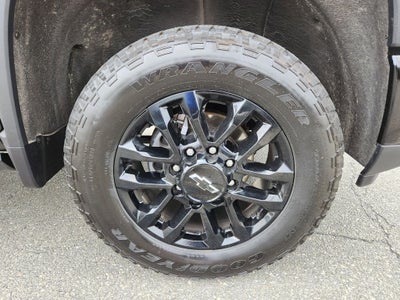 2025 Chevrolet Silverado 3500HD LTZ