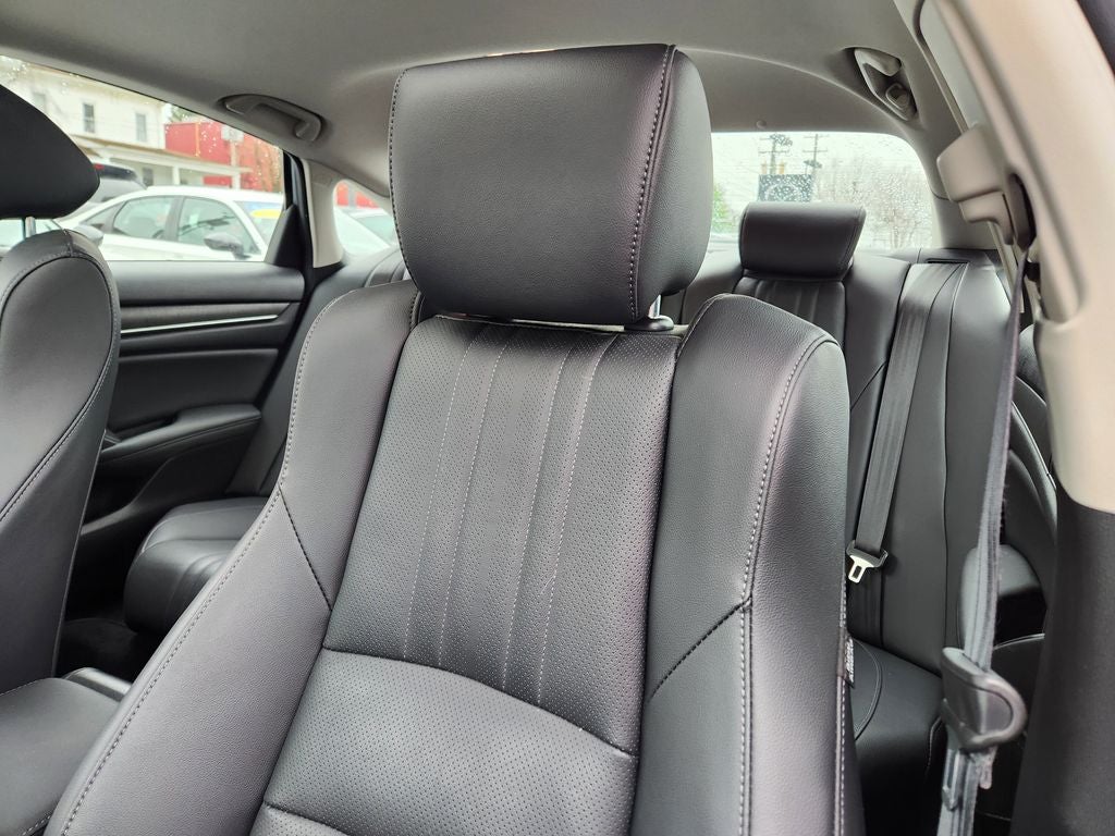 2022 Honda Accord Hybrid Touring