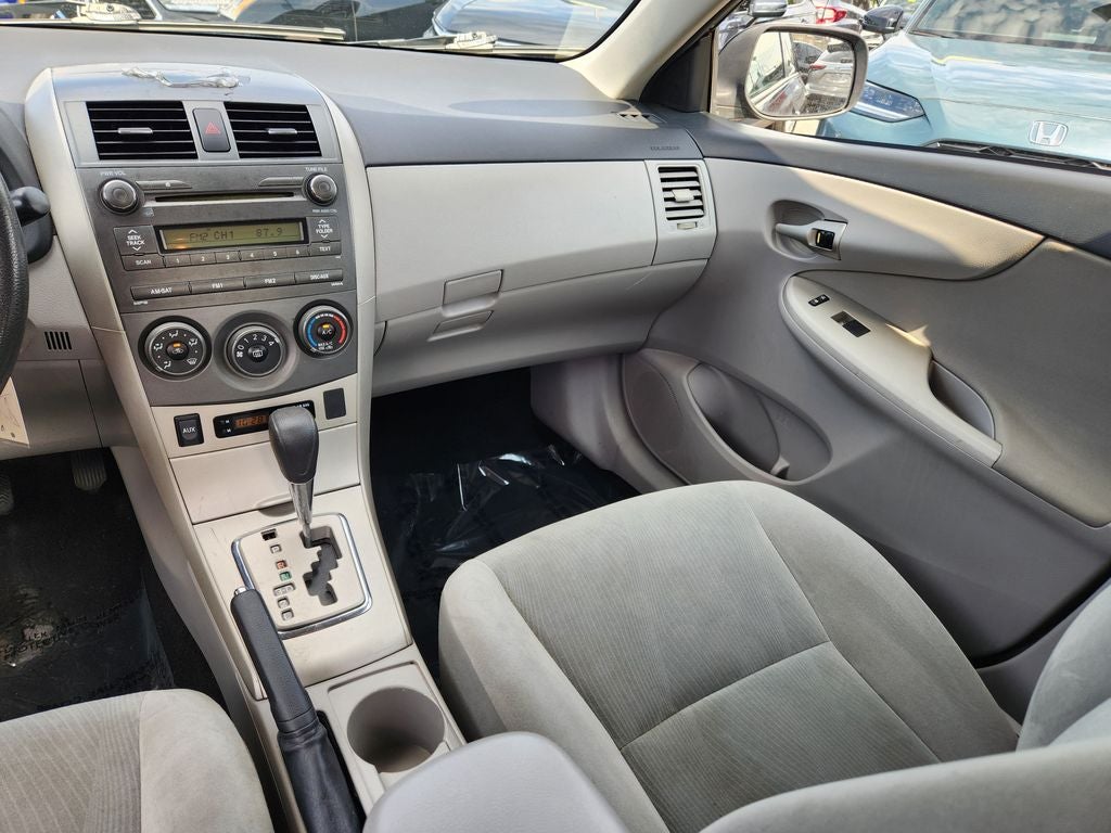 2011 Toyota Corolla LE