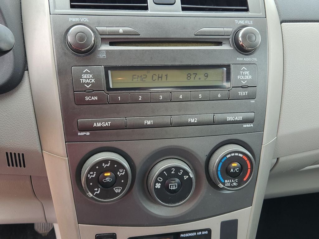 2011 Toyota Corolla LE