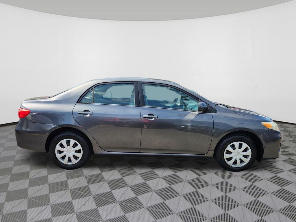 2011 Toyota Corolla LE