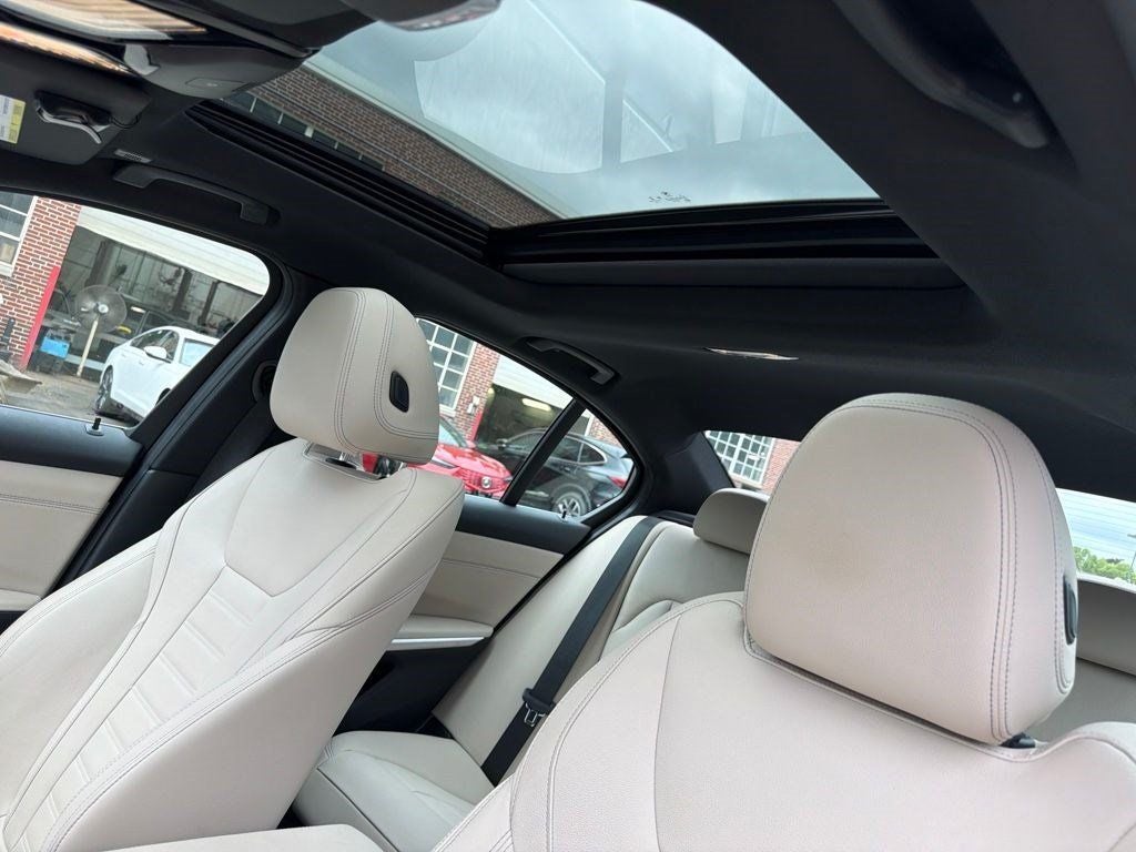 2022 BMW 3 Series 330i xDrive