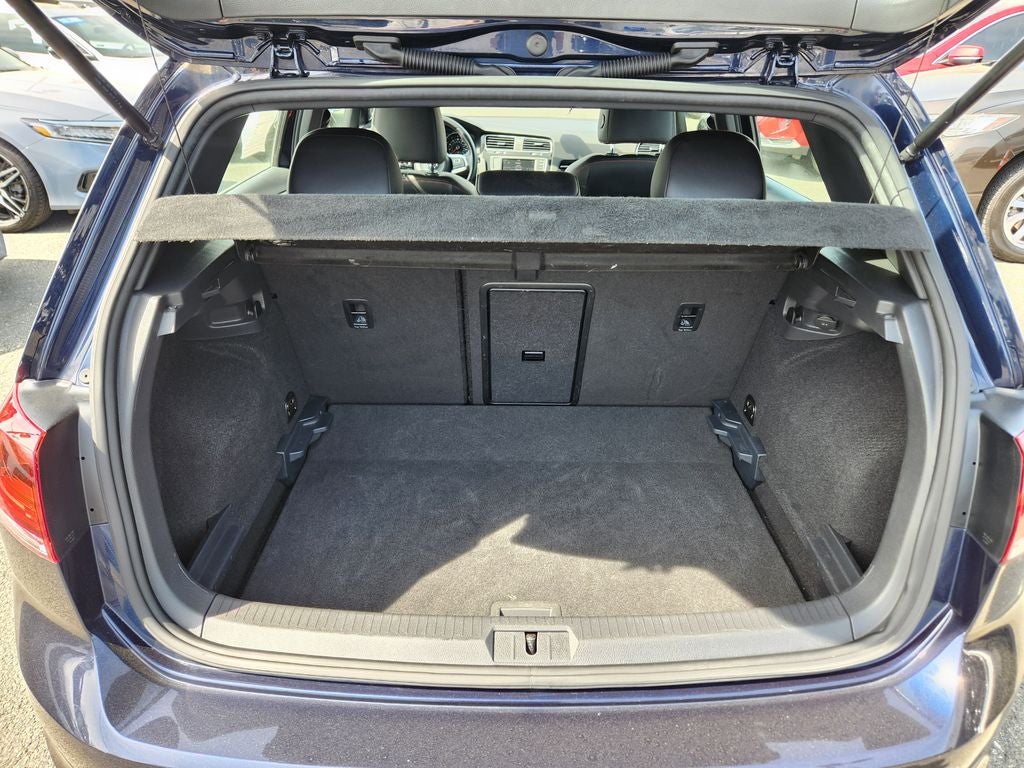 2017 Volkswagen Golf GTI SE