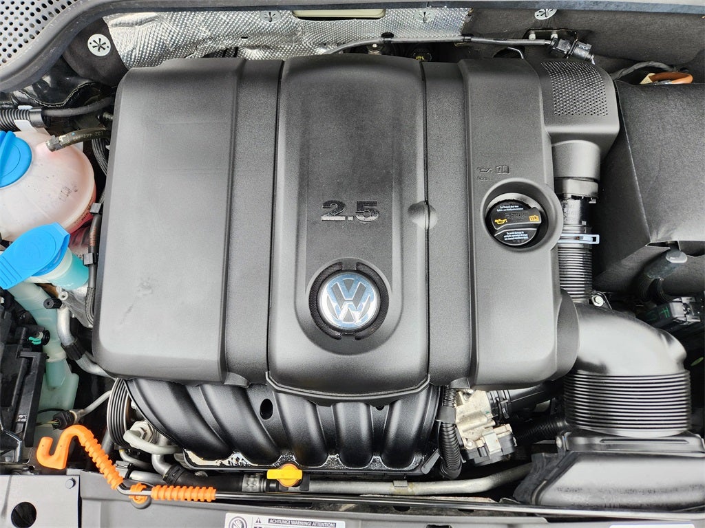 2013 Volkswagen Beetle 2.5L