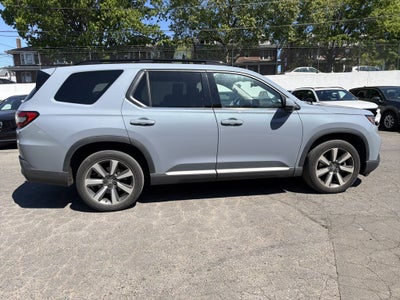 2023 Honda Pilot Touring