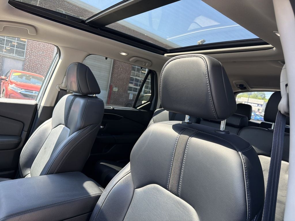 2023 Honda Pilot Touring