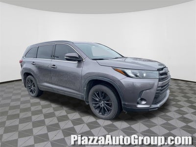 2019 Toyota Highlander SE