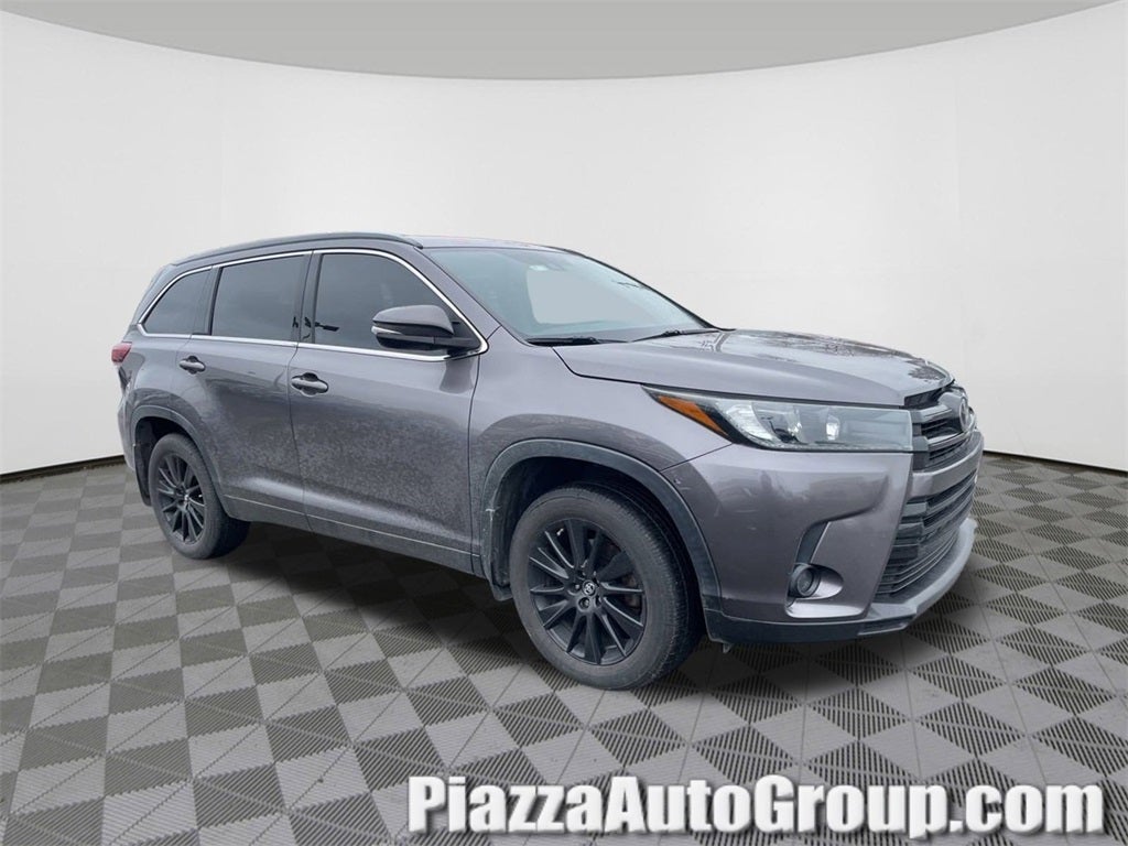 2019 Toyota Highlander SE