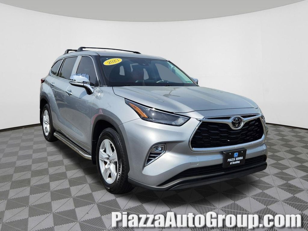 2023 Toyota Highlander LE