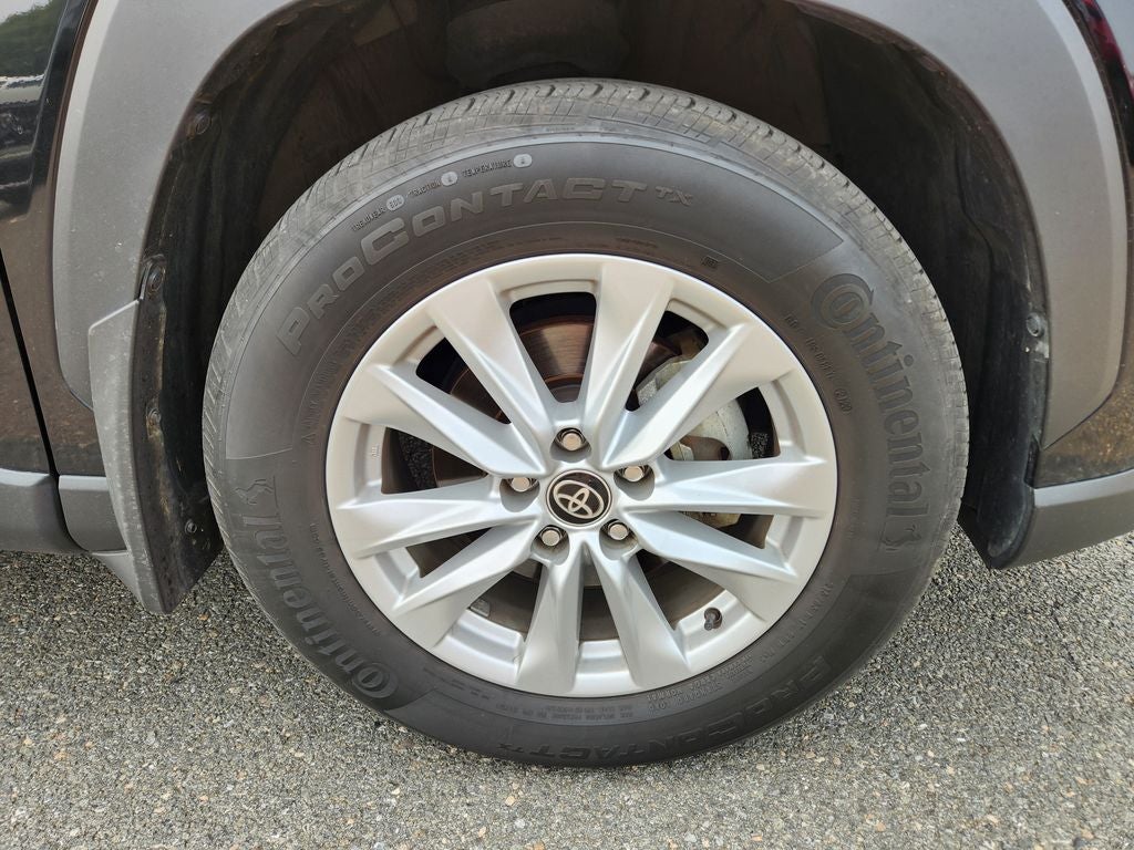 2023 Toyota Corolla Cross LE