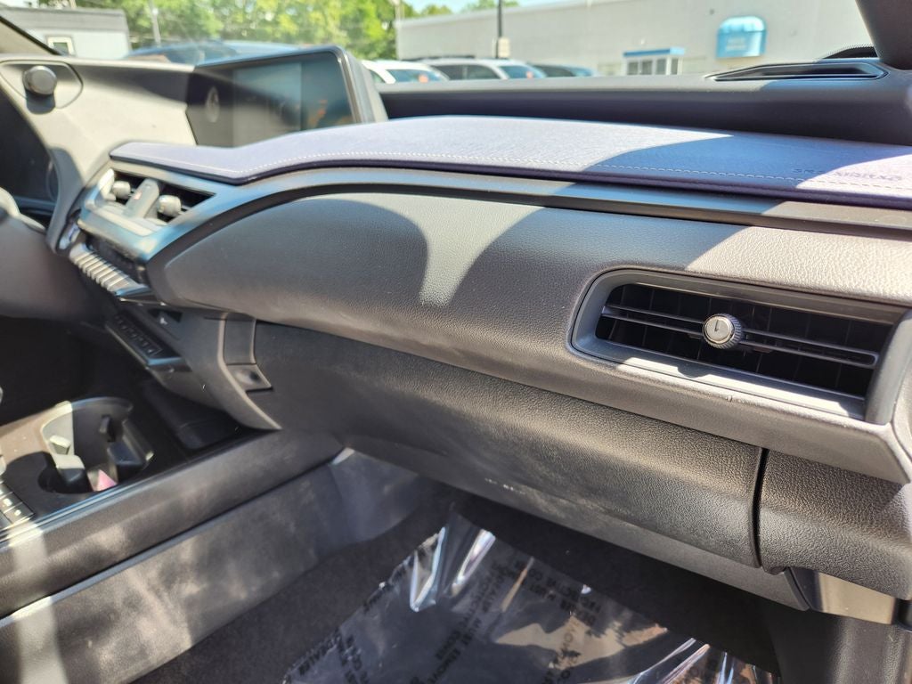 2019 Lexus UX 250h Base