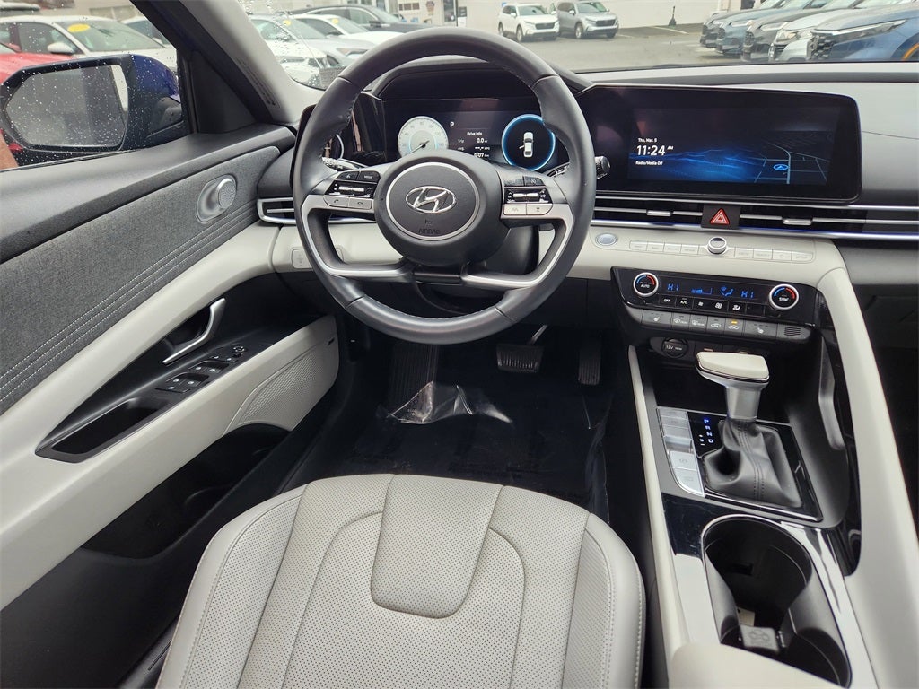 2023 Hyundai Elantra Limited