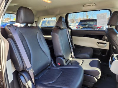 2024 Kia Carnival EX