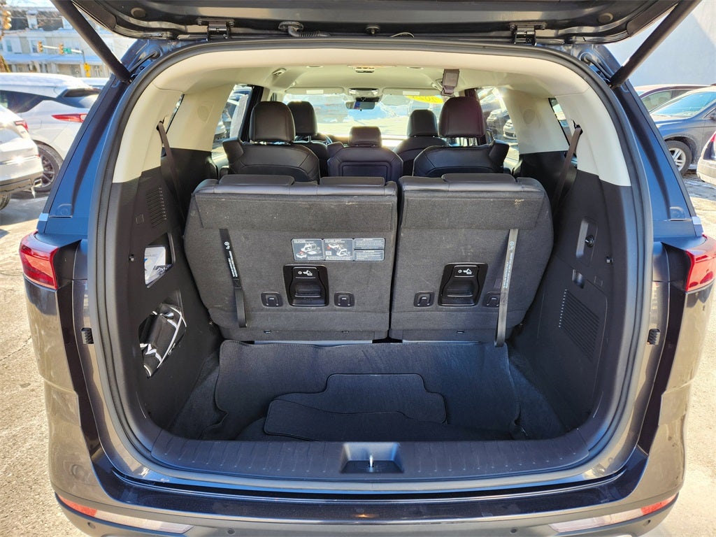 2024 Kia Carnival EX