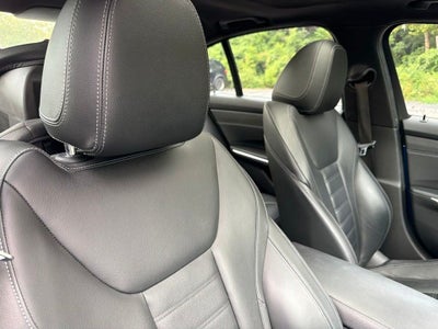 2019 BMW 3 Series 330i xDrive