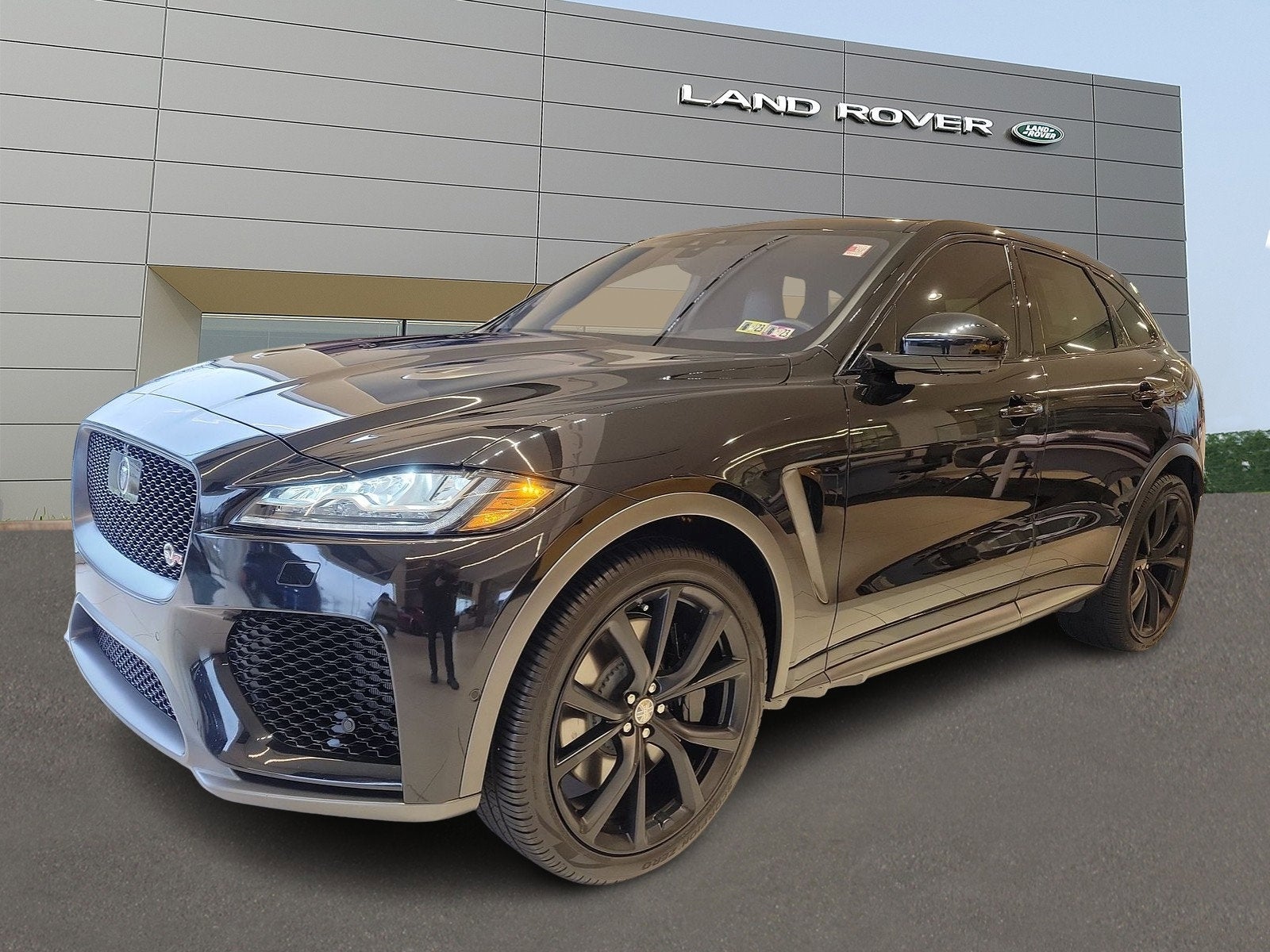 2020 Jaguar F-PACE SVR