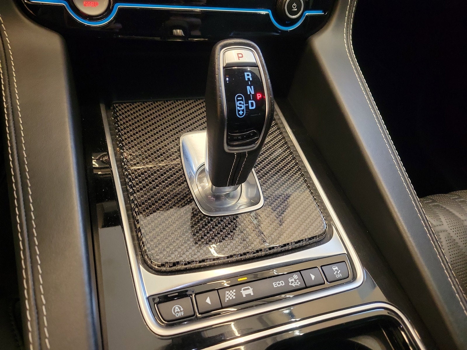 2020 Jaguar F-PACE SVR