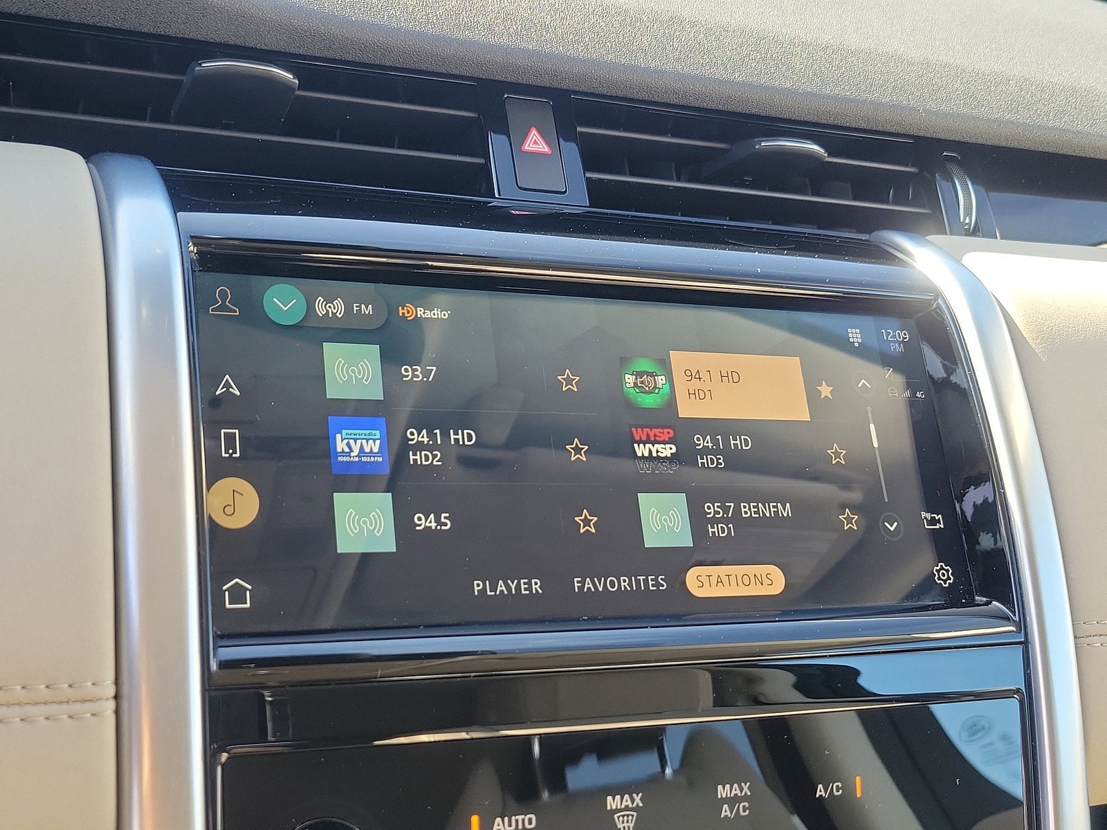 2022 Land Rover Discovery Sport S