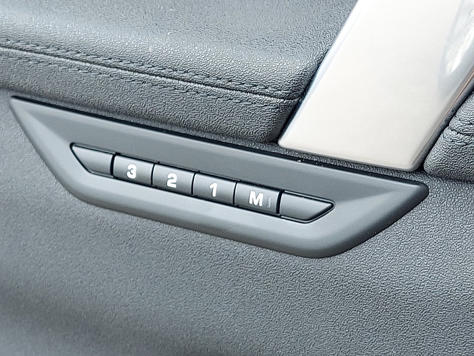 2021 Land Rover Discovery Sport SE