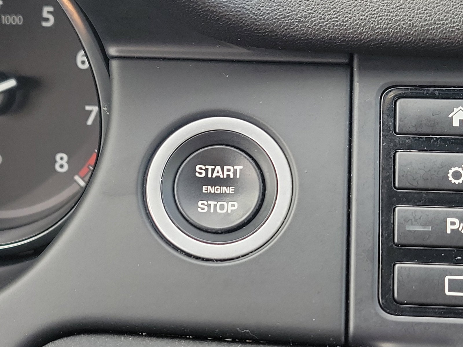 2018 Land Rover Discovery Sport HSE