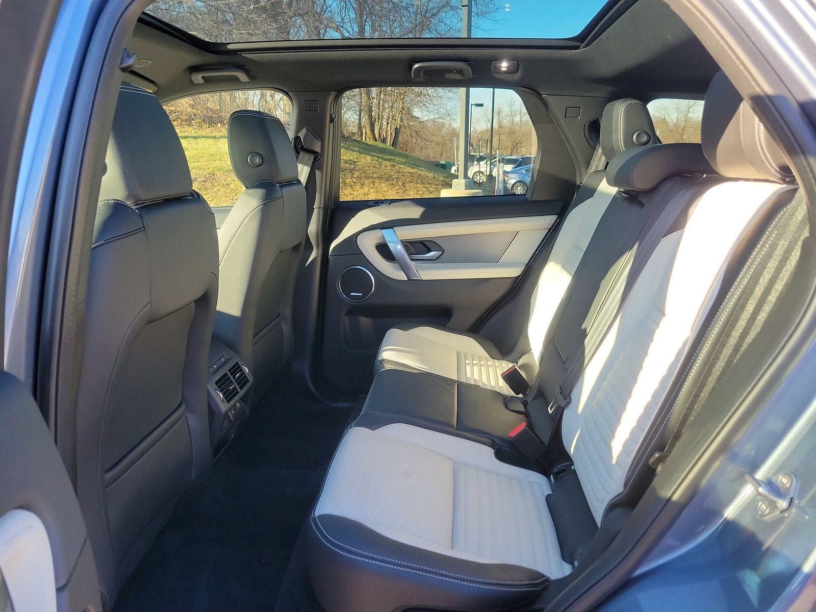 2022 Land Rover Discovery Sport S R-Dynamic