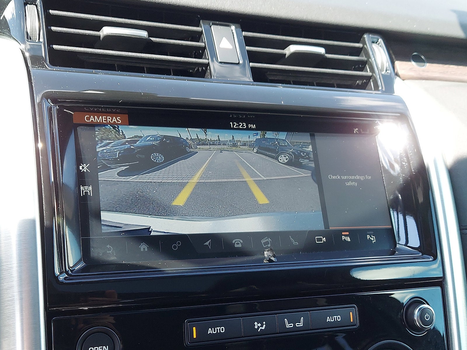 2020 Land Rover Discovery HSE