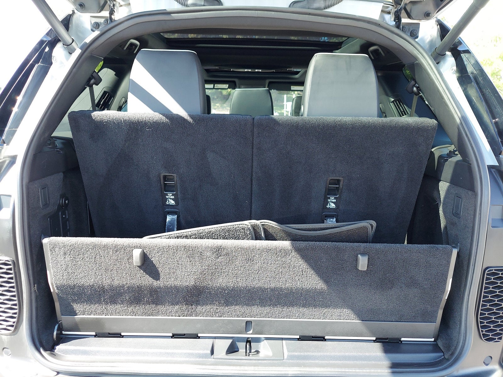 2020 Land Rover Discovery HSE