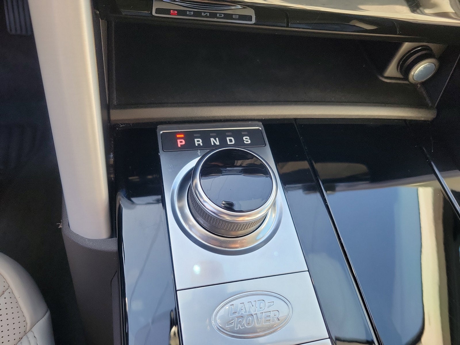 2020 Land Rover Discovery HSE Luxury