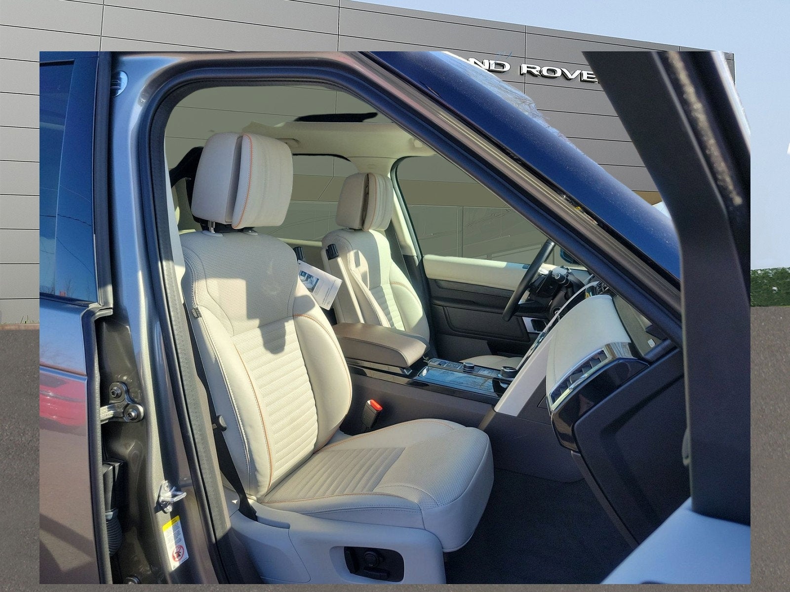 2020 Land Rover Discovery HSE Luxury