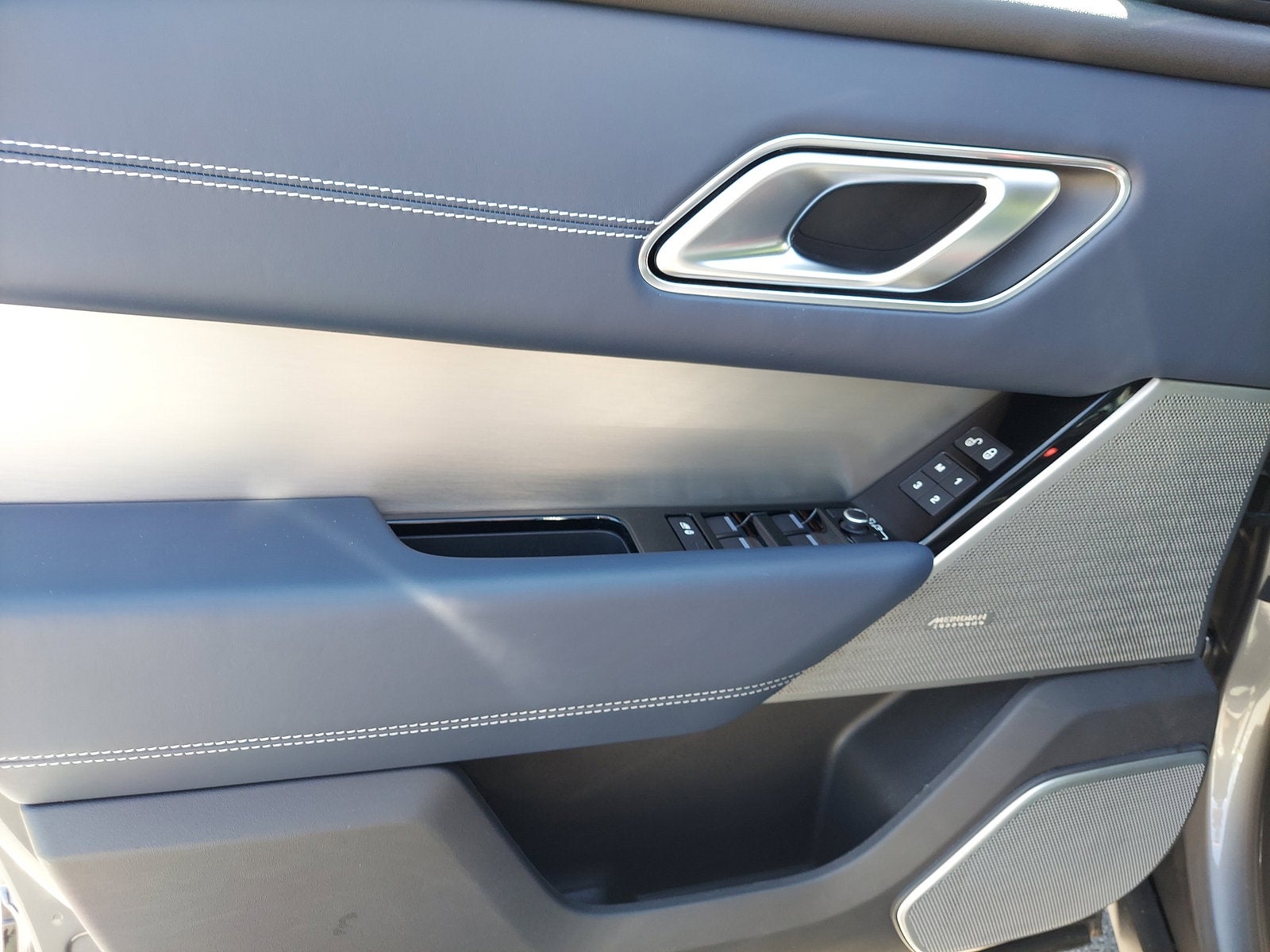 2019 Land Rover Range Rover Velar R-Dynamic HSE