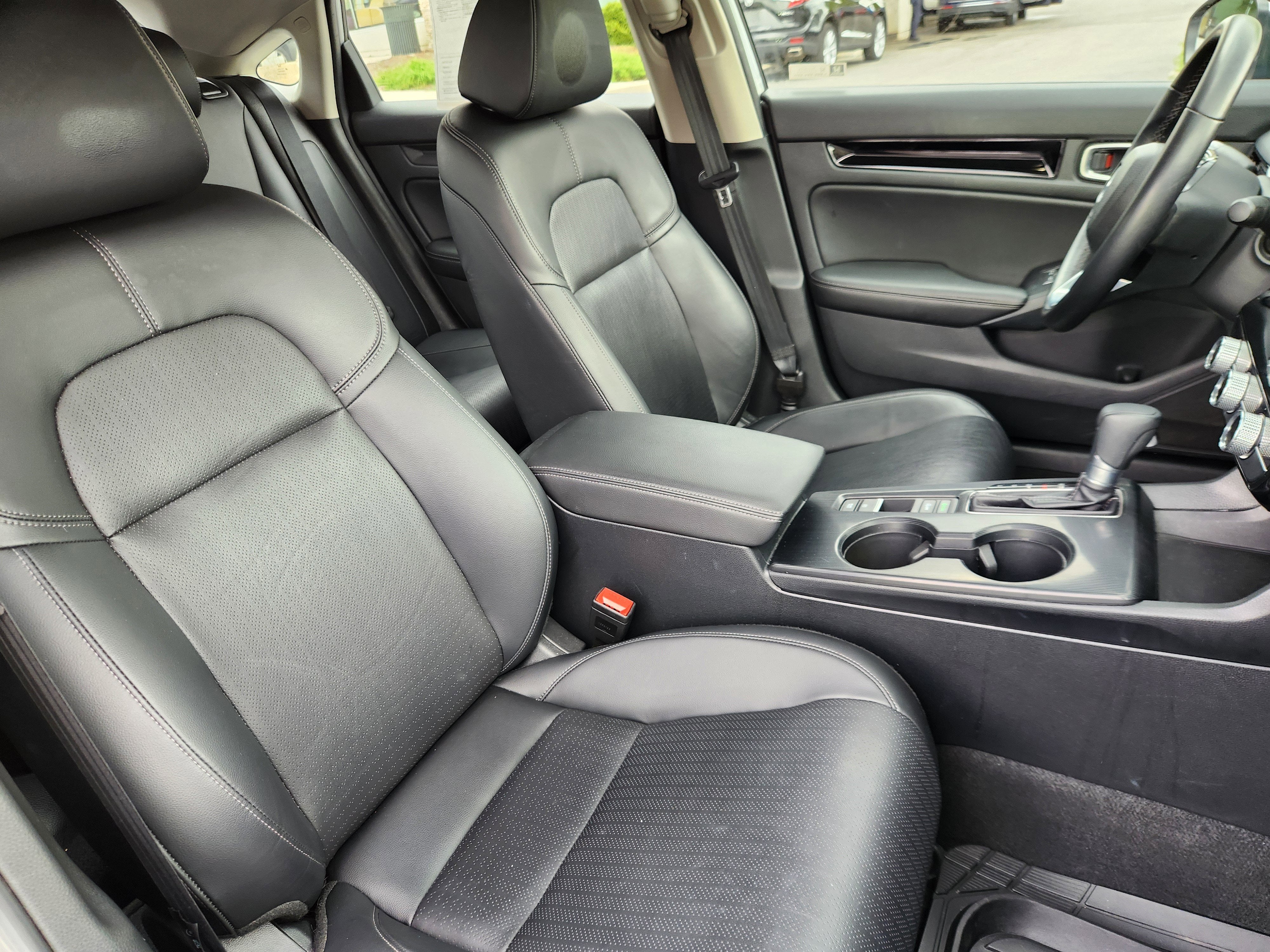 2024 Honda Civic Hatchback EX-L