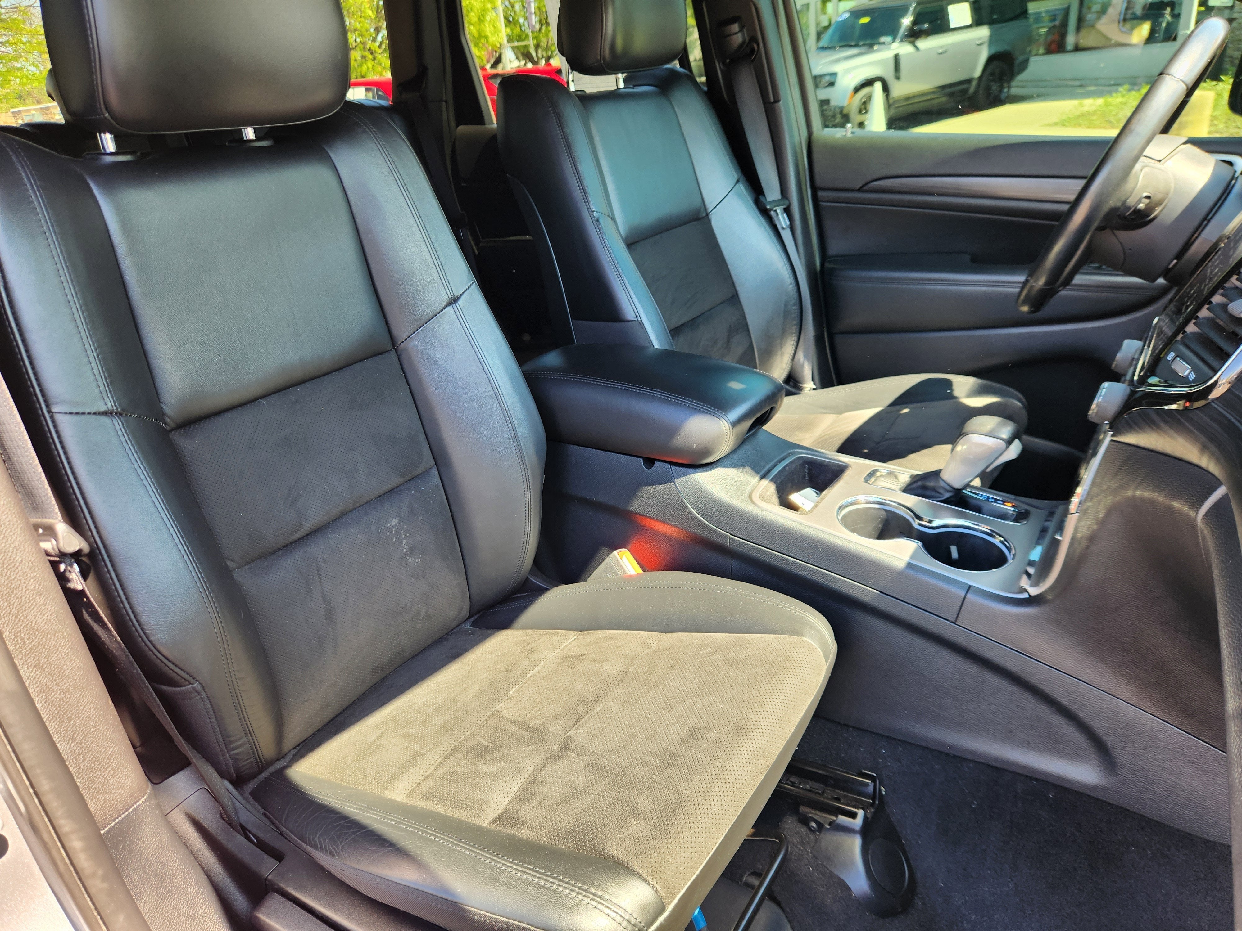 2020 Jeep Grand Cherokee Laredo E